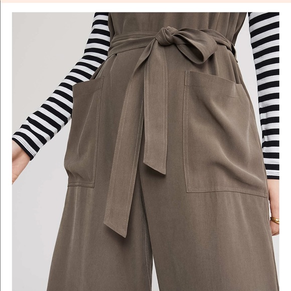 Lou and Grey Jumper - Picture 4 of 4